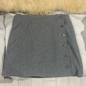 Banana republic wool mini skirt. Size 10.